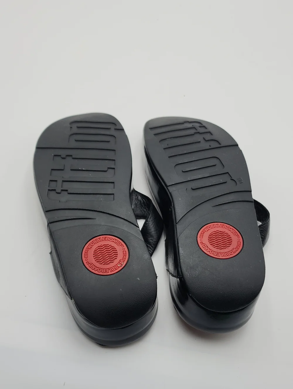 Fitflop Women’s Size 9 Pietra II Sandal Shoes Black Leather Thong Slip On